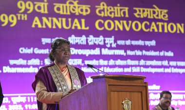 राष्ट्रपति दिल्ली विश्वविद्यालय के 99वें वार्षिक दीक्षांत समारोह में शामिल हुईं