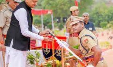 राजस्थान में शांति व कानून व्यवस्था बनाए रखने के लिए सतर्क पुलिस, मुख्यमंत्री ने थपथपाई पुलिस की पीठ