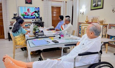 लगता है प्रधानमंत्री घबरा गए तभी बार-बार राजस्थान आ रहे हैं', गहलोत ने कसा तंज