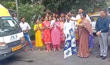 निवेशक शिक्षा और संरक्षण निधि प्राधिकरण (आईईपीएफए) और सामान्य सेवा केंद्र (सीएससी) ने दिल्ली-एनसीआर में "निवेशक सारथी" वैन लॉन्च किये