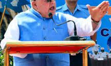 राज्यपाल ने केंद्रीय रिजर्व पुलिस बल की महिला बाइक टीम ‘‘यशस्विनी’’ को झंडी दिखाकर रवाना किया बाइक दल ‘‘यशस्विनी’’ नई पीढ़ी को प्रेरणा देने वाला-राज्यपाल