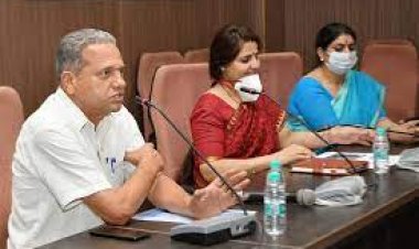 अतिरिक्त मुख्य सचिव चिकित्सा एवं स्वास्थ्य ने की मौसमी बीमारियों की स्थिति की समीक्षा प्रभावी रणनीति से इस वर्ष कम रहा मौसमी बीमारियों का प्रसार पॉजिटिविटी दर रही कम