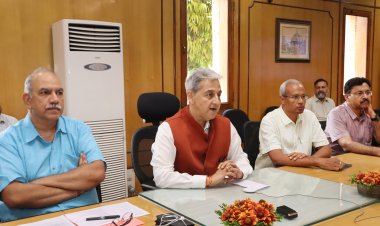 मुख्य सचिव सुधांश पंत की अध्यक्षता में सामाजिक सुरक्षा पेंशन योजना की समीक्षा बैठक