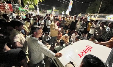 जोधपुर: कुड़ी भगतासनी हाउसिंग बोर्ड में एमवी एक्ट के चालान को लेकर हुआ प्रदर्शन